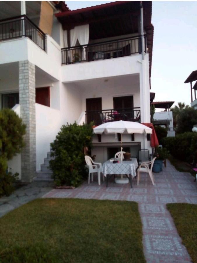 Cozy Maisonette In Pefkochori Chalkidiki Exterior photo