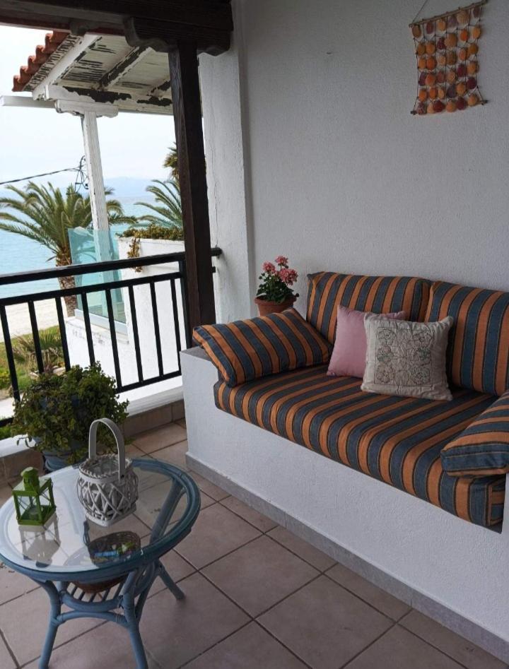 Cozy Maisonette In Pefkochori Chalkidiki Exterior photo